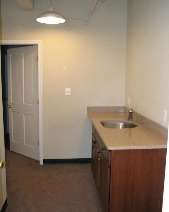 Regatta Condominiums: 400 Renfro Dr, Glen Burnie, MD 21060